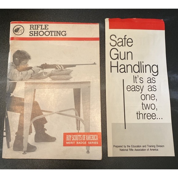 Boy Scouts Of America Vintage 1989 Rifle Shooting Book & Safe Gun Handling Flyer - Picture 1 of 3